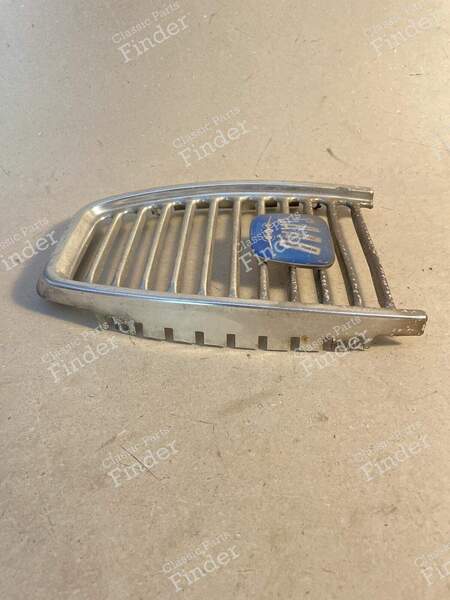 Original Radiator Grill (1969–1974) - SAAB 95 - 4