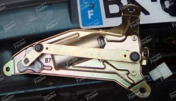 Windshield wiper motor - RENAULT Laguna I - 7700842650