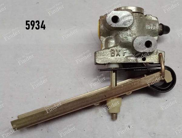 Bremsverteiler - RENAULT 20 / 30 (R20 / R30) - RS 5934- 2