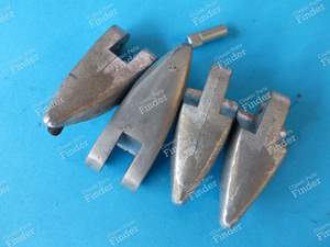 One pair of hood hinges - RENAULT 4 CV