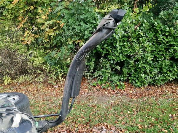 Full tank diesel version - CITROËN C6 - 4