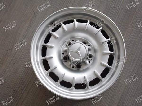 JANTE MERCEDES W107 / W116 / W123 / W126 - MERCEDES BENZ SL (R107) - 1264002102- 7