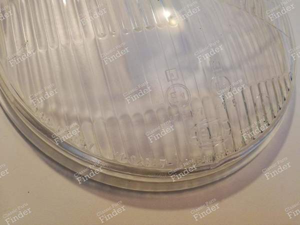 Pair of headlight lenses - VOLKSWAGEN (VW) Käfer / Beetle / Coccinelle / Escarabajo - K11667 / 11-92587 / 4475 R7- 4