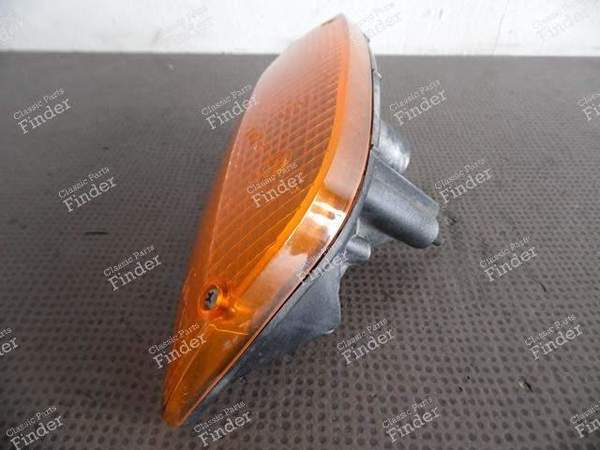 CLIGNOTANT DROIT 63131372366 BMW SERIE 6 E24 - BMW 6 (E24) - 63131372366- 3