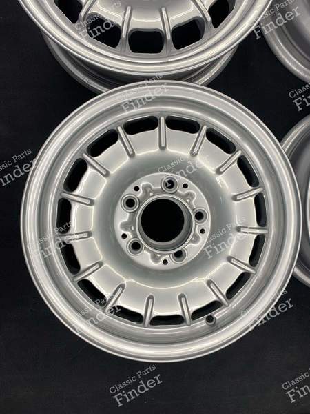 Jantes Baroque originales Fuschsfelgen 5.5Jx14 ET30 1234001702 - MERCEDES BENZ W123 - 1234001702- 5