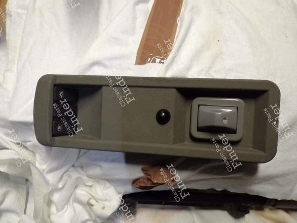 Plafonnier avec spot de lecture et interrupteurs - CITROËN CX - 0