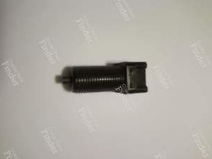 Contacteur de feu stop R4, R5, Super 5, R9, R11, R18, etc. - RENAULT 18 (R18) - NSP / (Ref. OEM: 77 00 785 258?)- thumb-1