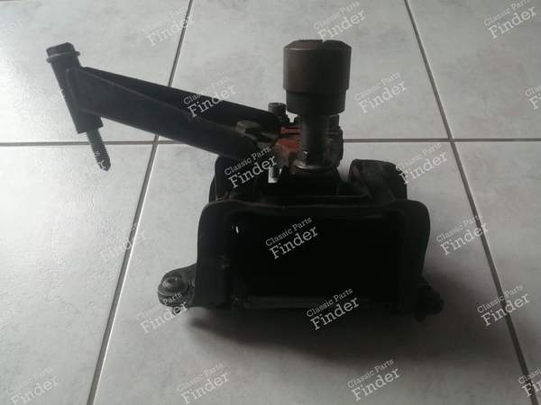 Front right engine mount - CITROËN C6 - 1