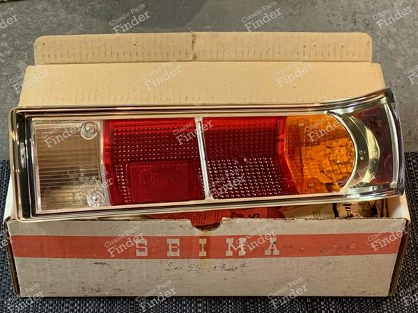 Cabochon arrière gauche SIMCA 1301/ 1501 - SIMCA 1300 / 1500 / 1301 / 1501 - 621G- 2