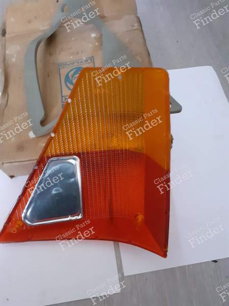 Taillight cabochon left - AUSTIN Maxi - L817- 1