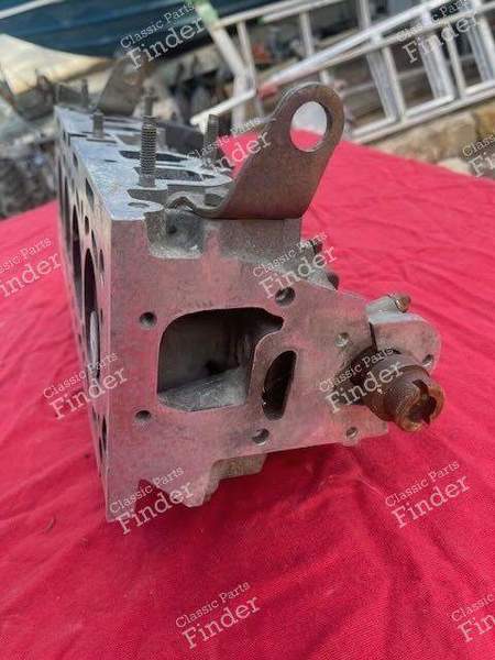 Cylinder head - GTI 1.6 version - PEUGEOT 205 - 9