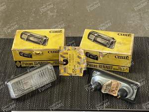 Deux Clignotants / Veilleuses Blancs pour R12 Gordini, R12 TS, TL, ALPINE RENAULT A310 V6, - ALPINE A310 - 3076G / 7701349009- thumb-1