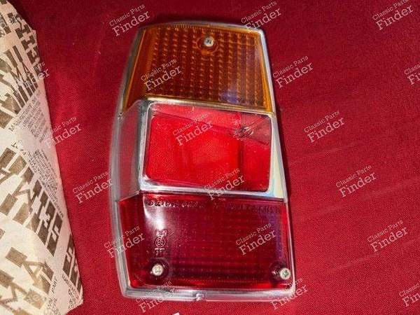 Cabochon for left rear light - Phase 1 - RENAULT 6 (R6) - 608G / 20131701- 0