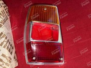 Cabochon for left rear light - Phase 1 for RENAULT 6 (R6)