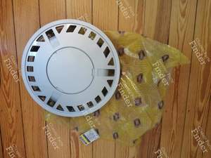 Delta 13 inch hubcap - RENAULT 9 / Alliance / Broadway / 11 / Encore (R9 / R11) - 7700735177 / 7702147362- thumb-2