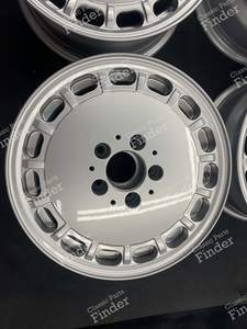 Original 'Gullideckel' Alloy Wheels 7Jx15 ET25 - MERCEDES BENZ S (W126) - 1264003002- thumb-4