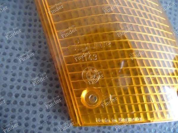 FRONT LEFT TURN SIGNAL CAP 1361049 BMW E23 - BMW 7 (E23) - 63 13 1 361 049- 5