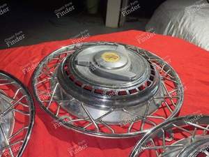 Jeu de 4 enjoliveurs avec papillons - CITROËN DS / ID - thumb-4