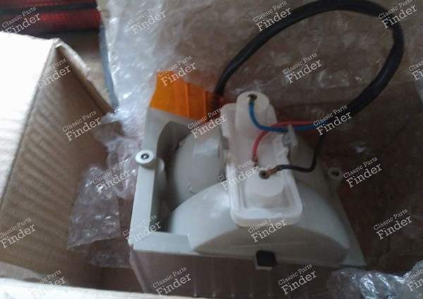 Turn signal cap - Phase 1 - PEUGEOT 305 - 4007G / 1205143- 2