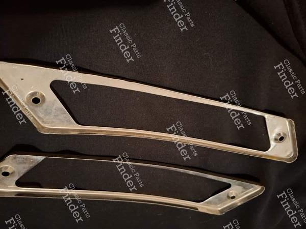 Turn Signal Bezels, Front Turn Signal Trim Frames - CITROËN DS / ID - 1- 1