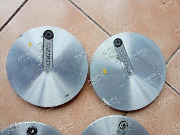Wheel hubcap covers - VOLKSWAGEN (VW) Golf II / Jetta - 321601149A- 1