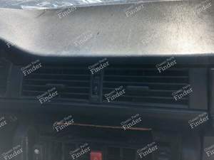 Central dashboard vents - MERCEDES BENZ E (W124)
