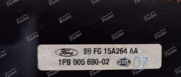 Fog lights - XR3 / RS versions - FORD Fiesta / Courier - 4