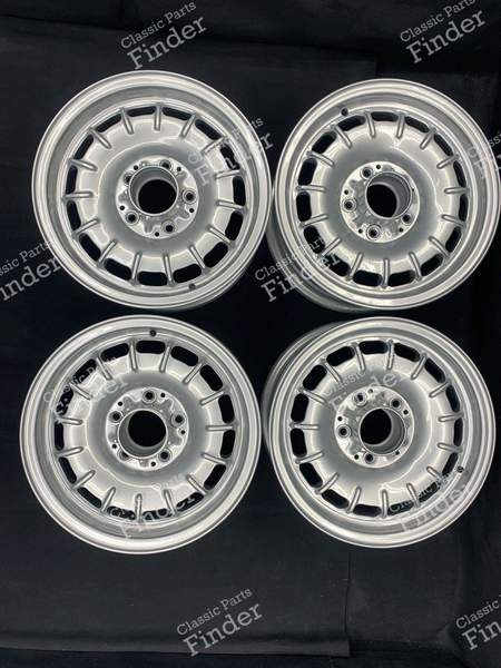 Original Baroque wheels - 6.5Jx14 ET30 - MERCEDES BENZ W108 / W109 - 1084001002- 1