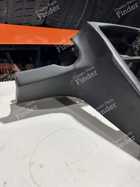 Black center console - PORSCHE 928 - 5