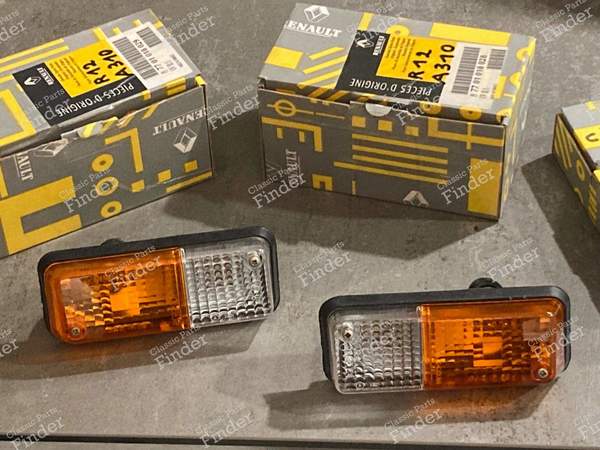 Two two-tone indicators for Alpine A310 V6, R12, Talbot Rancho or Murena - RENAULT 12 / Virage (R12) - 3076 A / 7701018029 (D) / 7701018028 (G)- 0