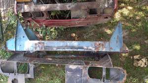 Vorderseite Serie 2 (V6 oder 4-Zylinder) - PEUGEOT 504 Coupé / Cabriolet - thumb-3