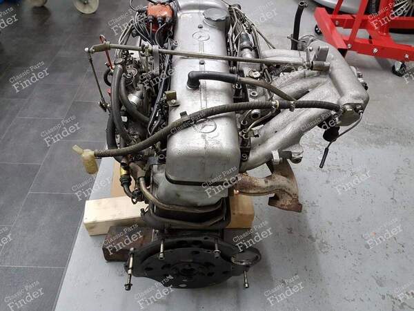 Mercedes Motor M189.988 - MERCEDES BENZ W111 / W112 (Heckflosse) - 3