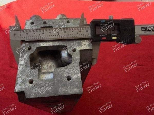 Original cylinder head - RENAULT 4 CV - 9