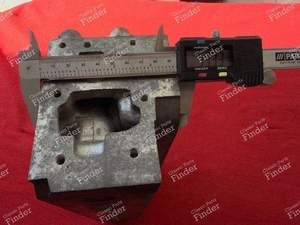 Original cylinder head - RENAULT 4 CV - thumb-9
