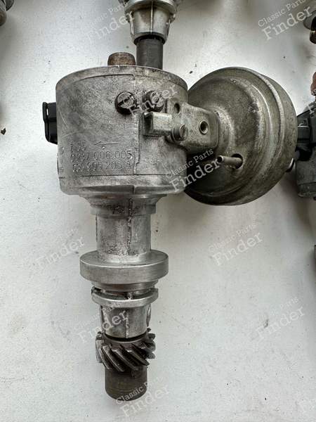 5-cylinder engine igniter - AUDI 100 / 200 / 5000 (C2) - 2