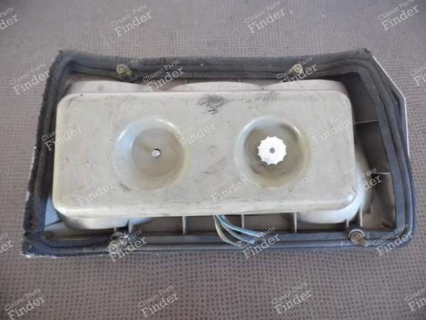 RÜCKLICHT RECHTS 2261R BMW E12 PHASE 1 - BMW 5 (E12) - 2261R- 9