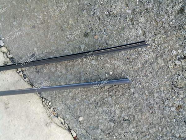 Paar schwarze Stäbe für Dachrinnen - CITROËN CX - 2