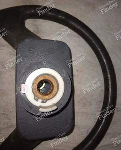 Volant pour Peugeot 205 Phase 2 - PEUGEOT 205 - thumb-2